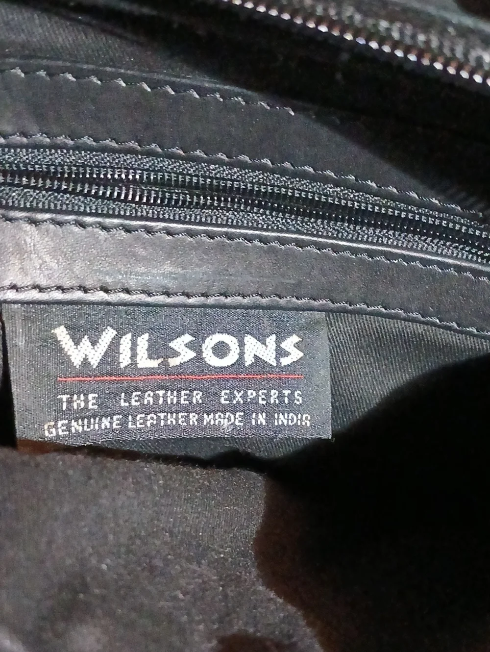 Vtg Wilson Soft Black Leather Men's Crossbody Messenger Bag - Classic Carry